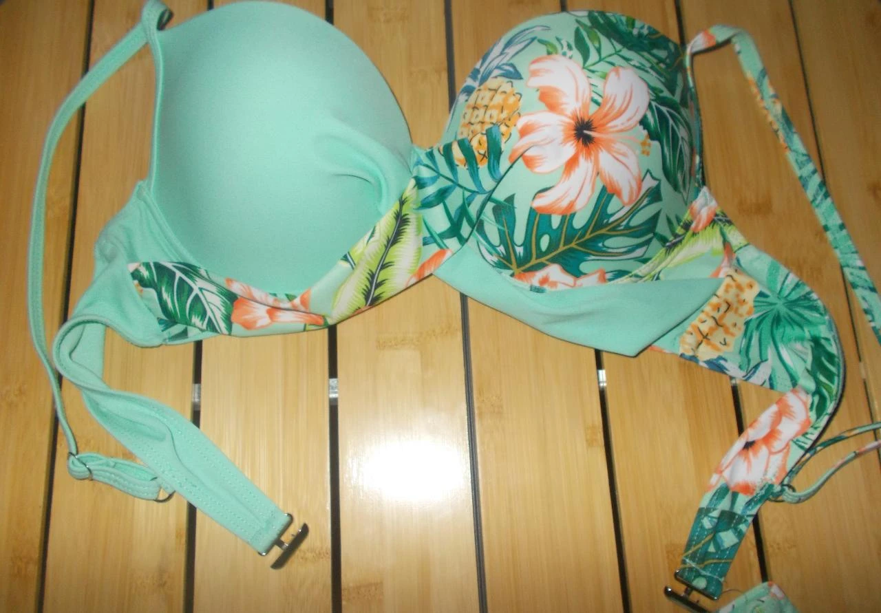 Bikini de dos piezas tropical en verde menta - Talla L (40/42) – photo 2